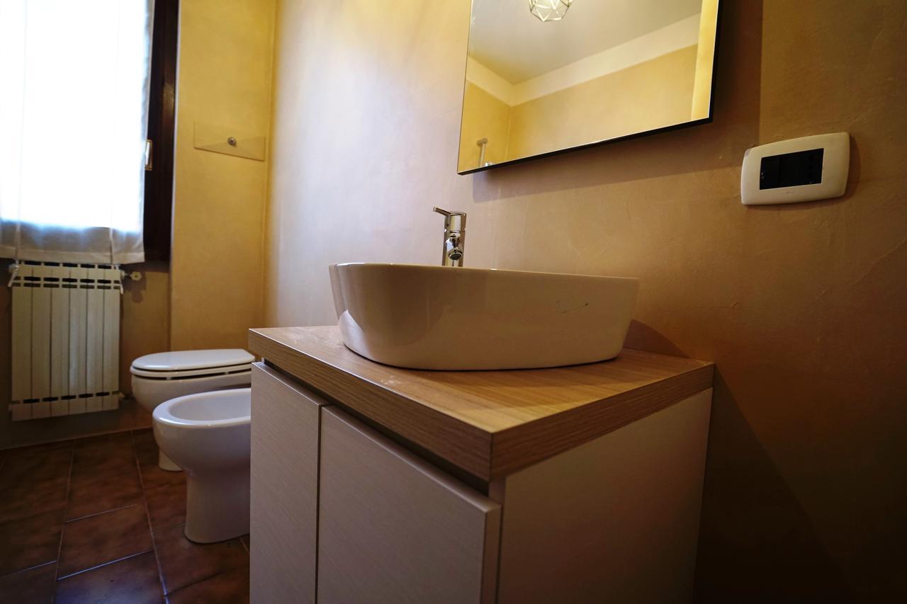 מלון דסנזאנו דל גארדה La Casa Di Rivo מראה חיצוני תמונה