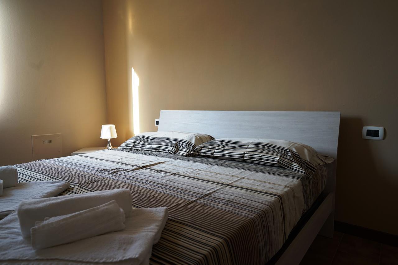 מלון דסנזאנו דל גארדה La Casa Di Rivo מראה חיצוני תמונה