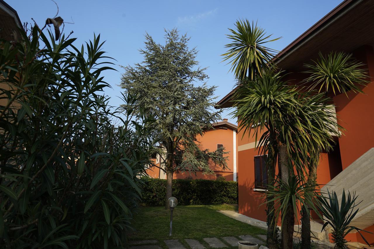 מלון דסנזאנו דל גארדה La Casa Di Rivo מראה חיצוני תמונה
