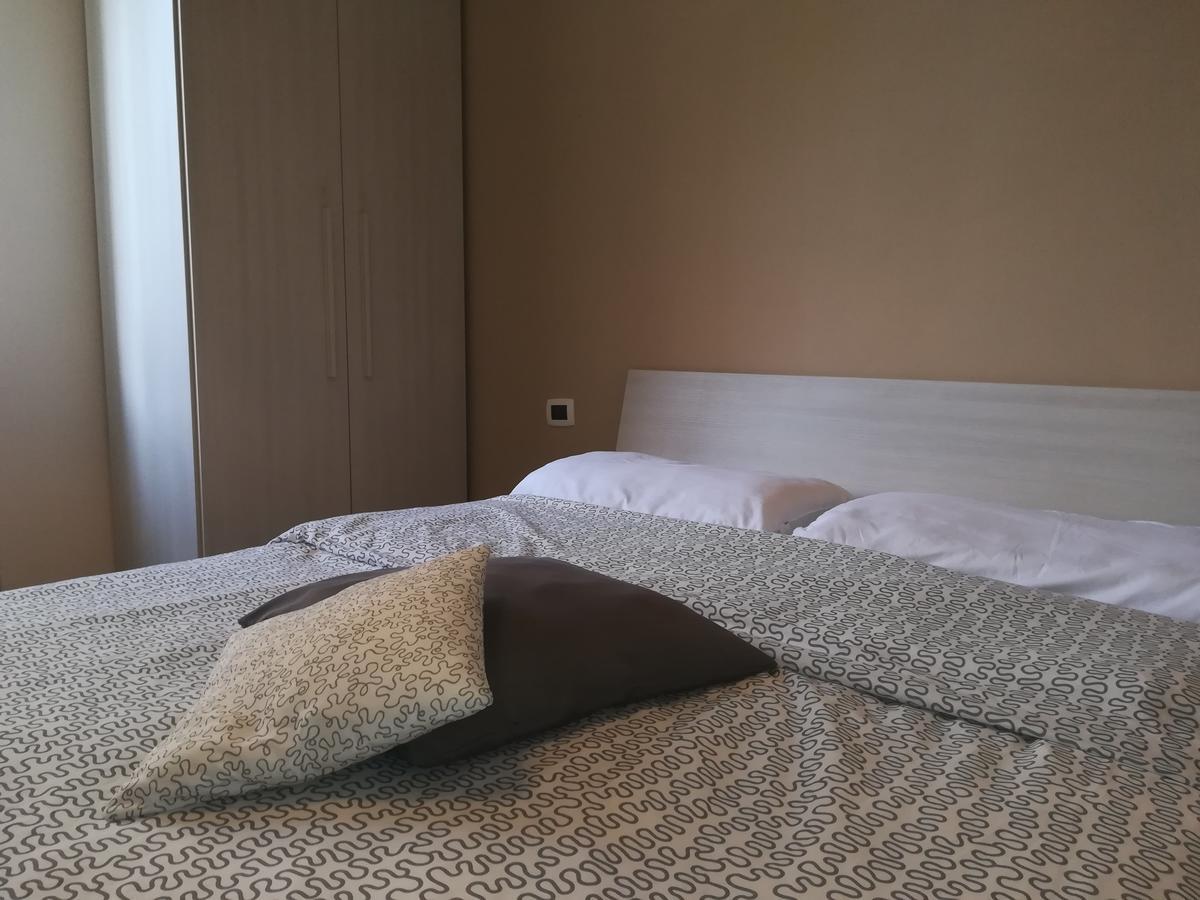מלון דסנזאנו דל גארדה La Casa Di Rivo מראה חיצוני תמונה